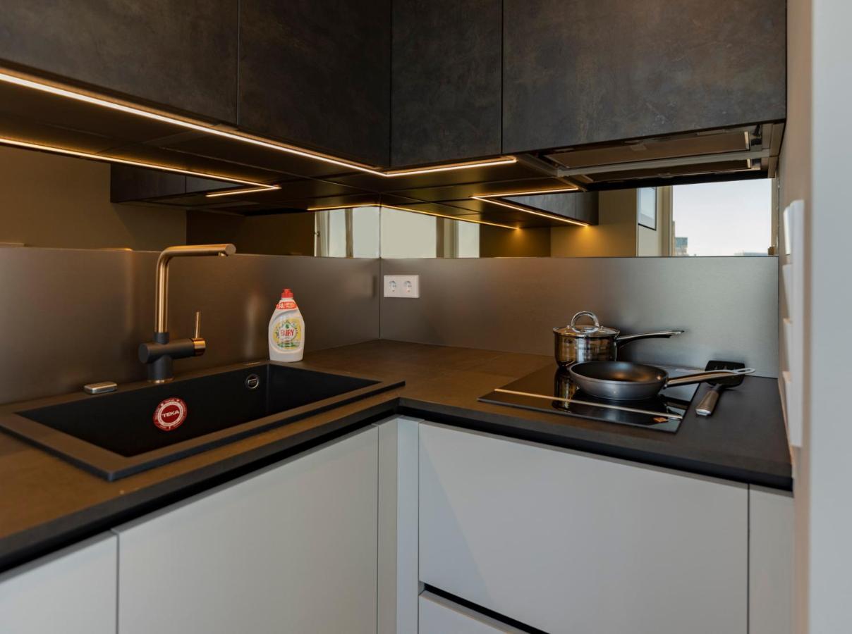 Beautiful Apartment Next To The Kalev Stadium Tallinn Buitenkant foto